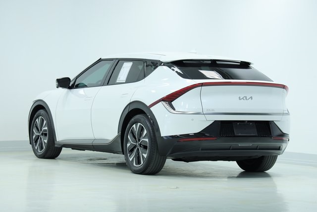 2022 Kia EV6 Wind 5