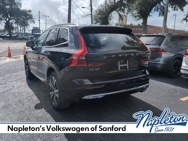 2022 Volvo XC60 B5 Inscription 4