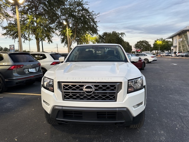 2023 Nissan Frontier SV 2