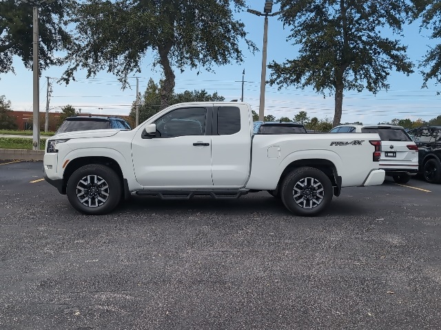 2023 Nissan Frontier SV 3