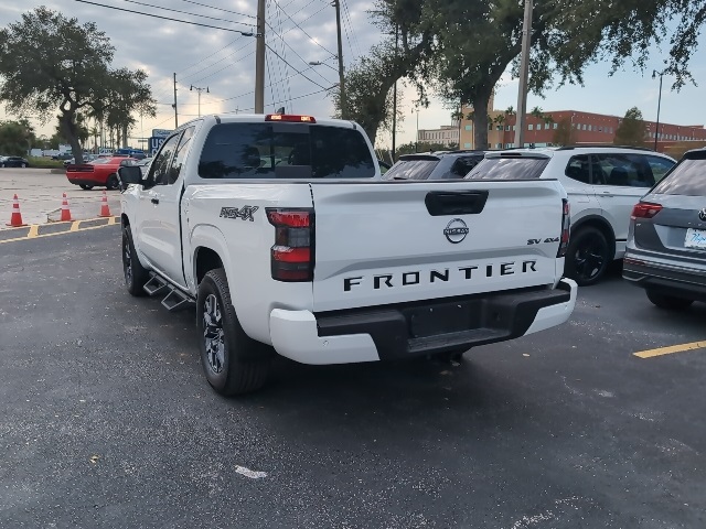 2023 Nissan Frontier SV 4