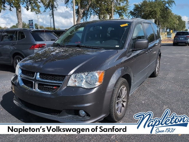 2017 Dodge Grand Caravan SXT 1