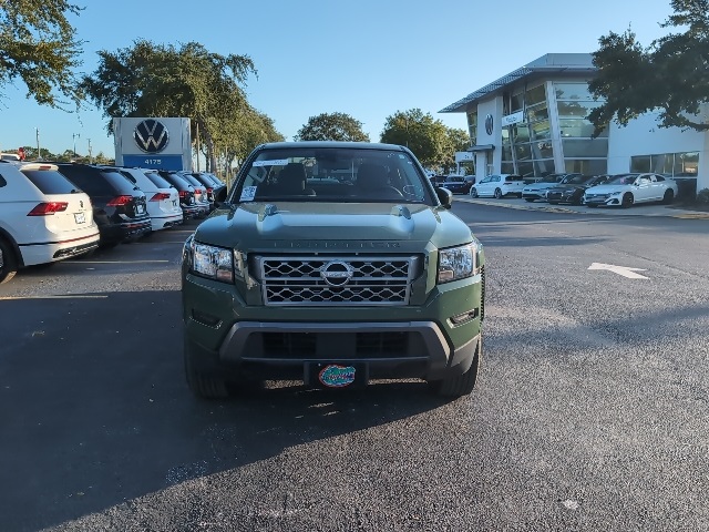 2023 Nissan Frontier SV 2