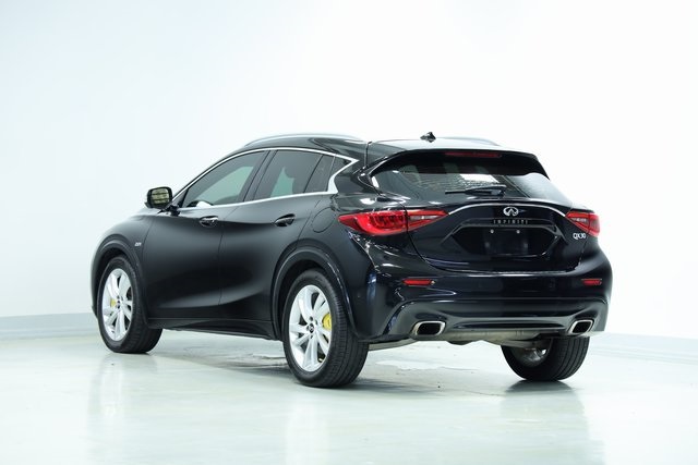 2017 INFINITI QX30 Premium 5