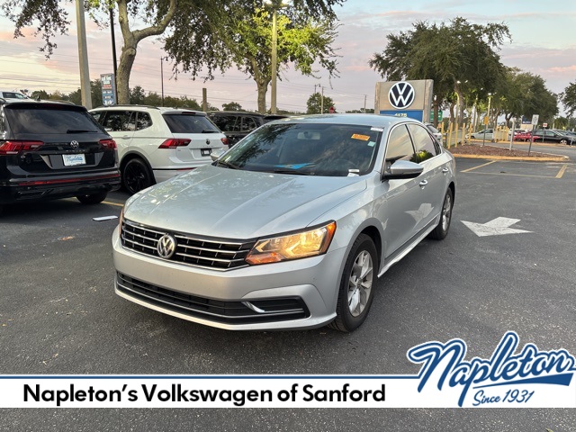 2017 Volkswagen Passat 1.8T S 1