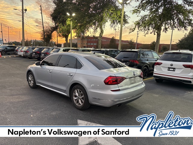 2017 Volkswagen Passat 1.8T S 4