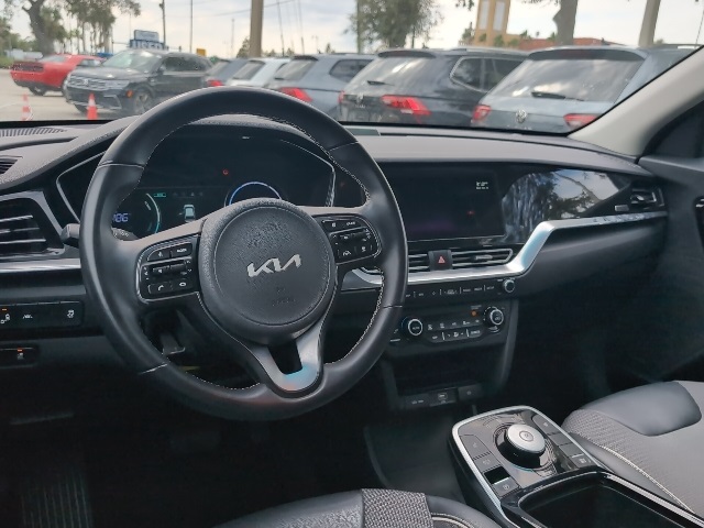 2022 Kia Niro EV EX 7