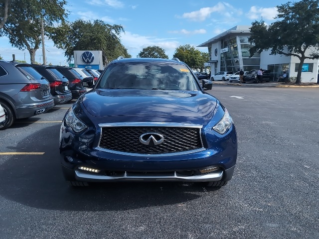 2017 INFINITI QX70 Base 2