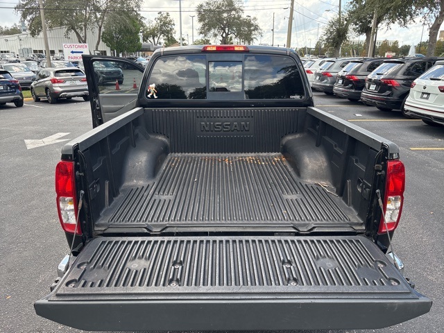 2016 Nissan Frontier SV 18