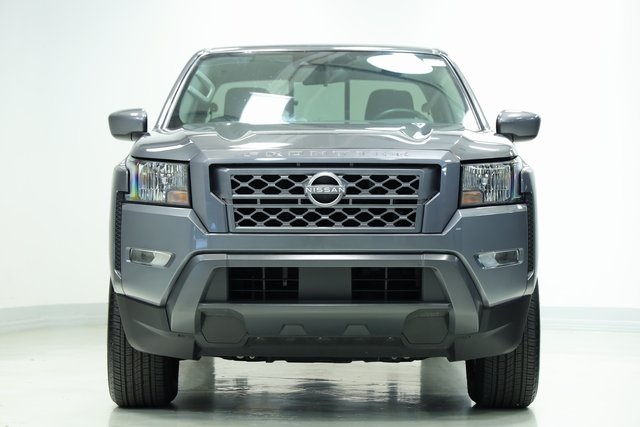 2023 Nissan Frontier SV 2