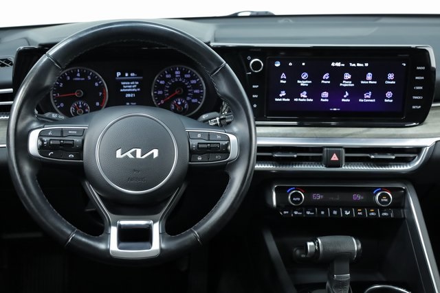 2023 Kia K5 EX 10