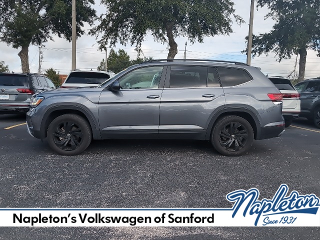 2022 Volkswagen Atlas 3.6L V6 SE w/Technology 3