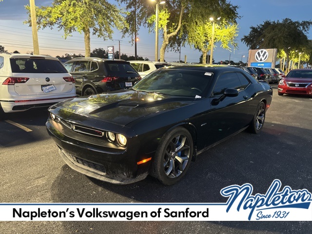 2015 Dodge Challenger R/T 1