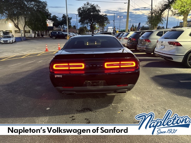 2015 Dodge Challenger R/T 6