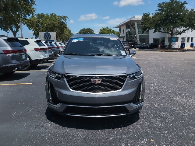 2021 Cadillac XT6 Premium Luxury 2