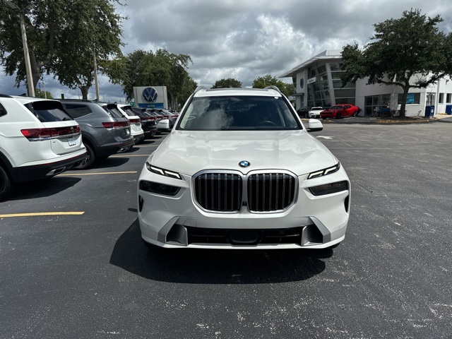 2023 BMW X7 xDrive40i 2