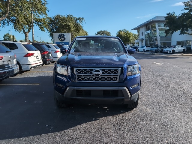 2023 Nissan Frontier SV 2