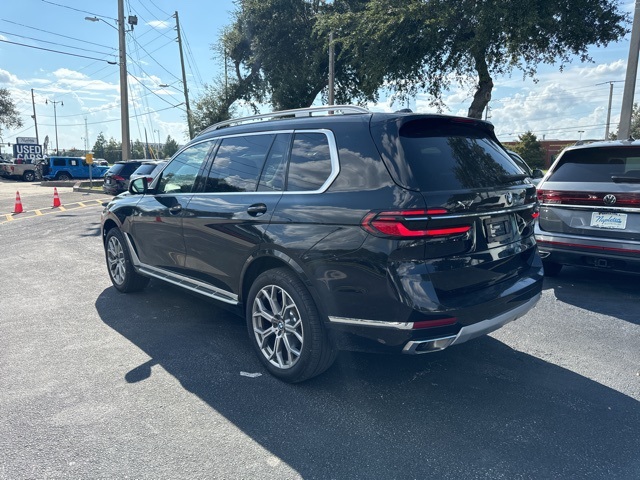 2023 BMW X7 xDrive40i 5