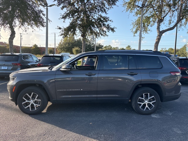 2023 Jeep Grand Cherokee L Limited 3