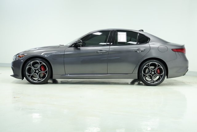 2022 Alfa Romeo Giulia Veloce 4