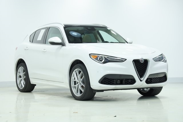 2021 Alfa Romeo Stelvio Ti 3