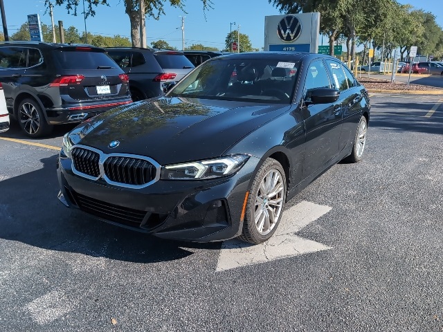 2023 BMW 3 Series 330i 1