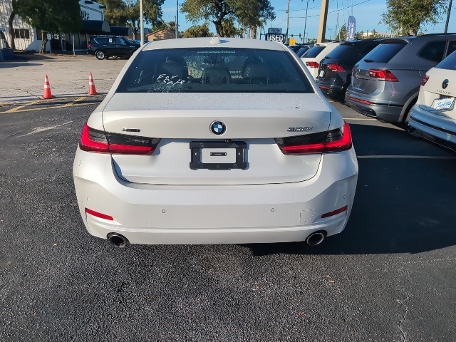 2024 BMW 3 Series 330i xDrive 5