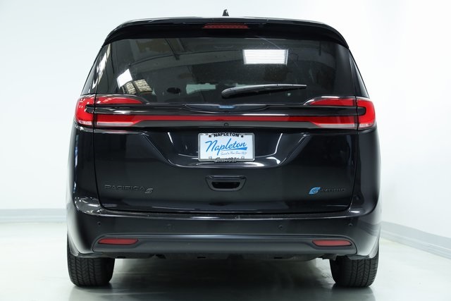 2021 Chrysler Pacifica Hybrid Limited 6