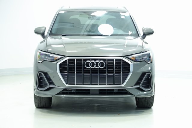 2022 Audi Q3 Premium 2