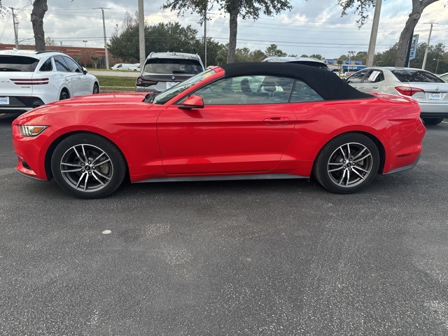 2017 Ford Mustang EcoBoost Premium 3