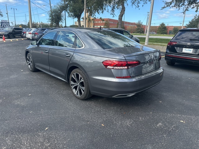 2022 Volkswagen Passat 2.0T SE 7