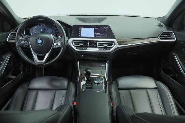 2022 BMW 3 Series 330i xDrive 9