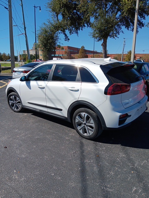 2022 Kia Niro EV EX 3