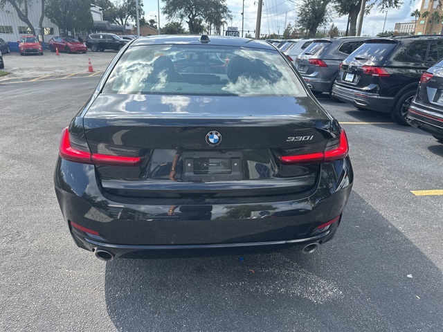 2024 BMW 3 Series 330i 5