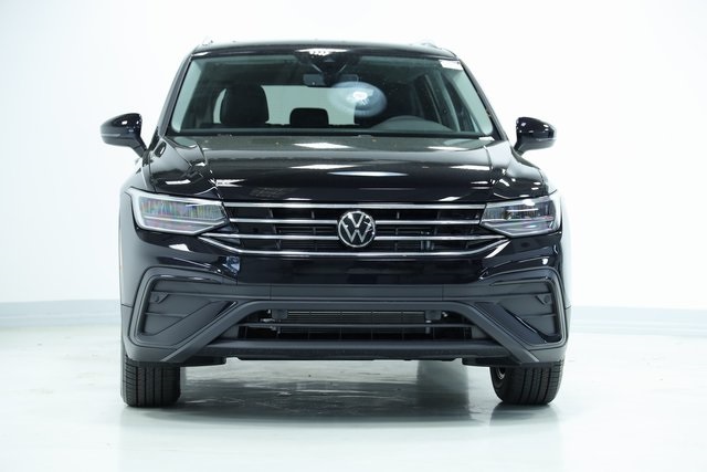 2023 Volkswagen Tiguan 2.0T SE 2