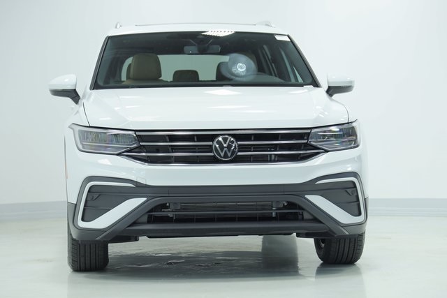 2023 Volkswagen Tiguan 2.0T SE 2