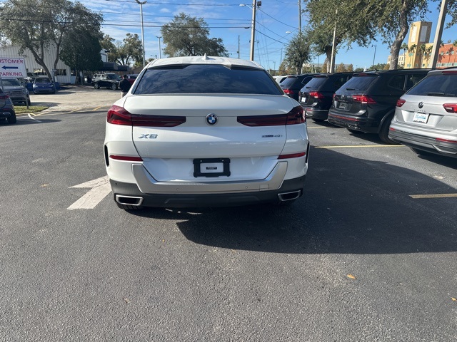 2021 BMW X6 sDrive40i 5