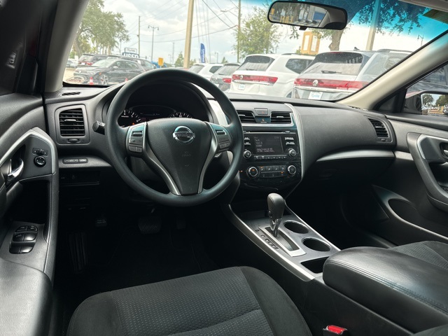 2015 Nissan Altima 2.5 S 7