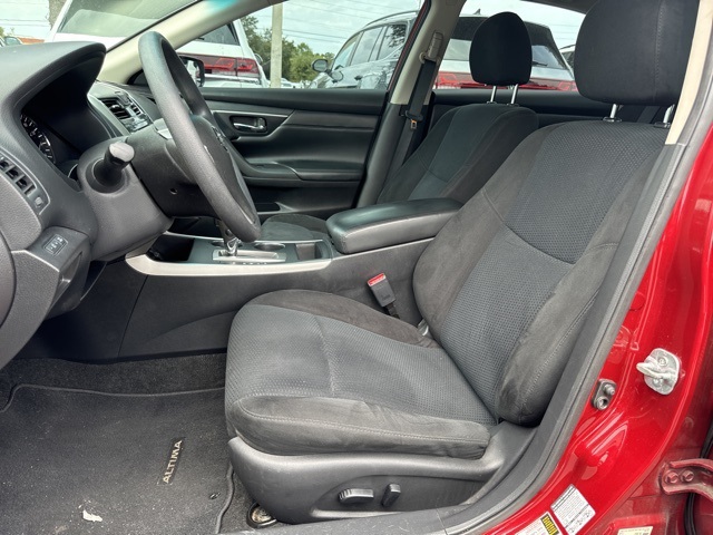 2015 Nissan Altima 2.5 S 8