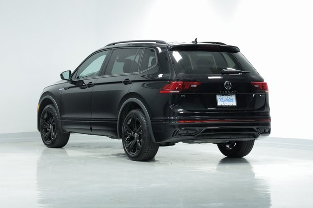 2024 Volkswagen Tiguan 2.0T SE R-Line Black 4