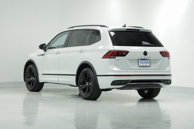 2024 Volkswagen Tiguan 2.0T SE R-Line Black 4