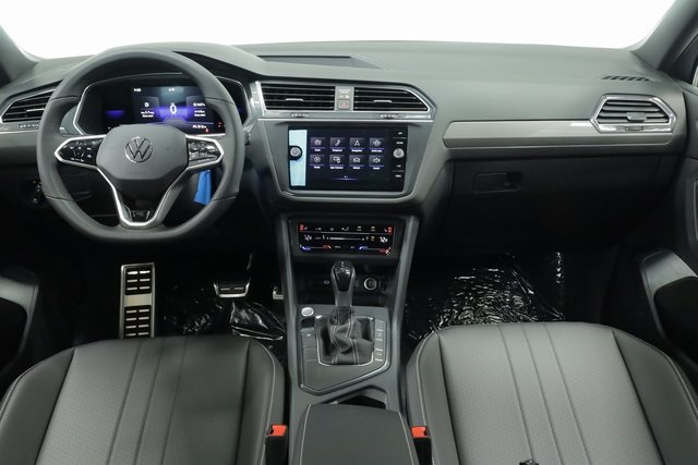 2024 Volkswagen Tiguan 2.0T SE R-Line Black 9