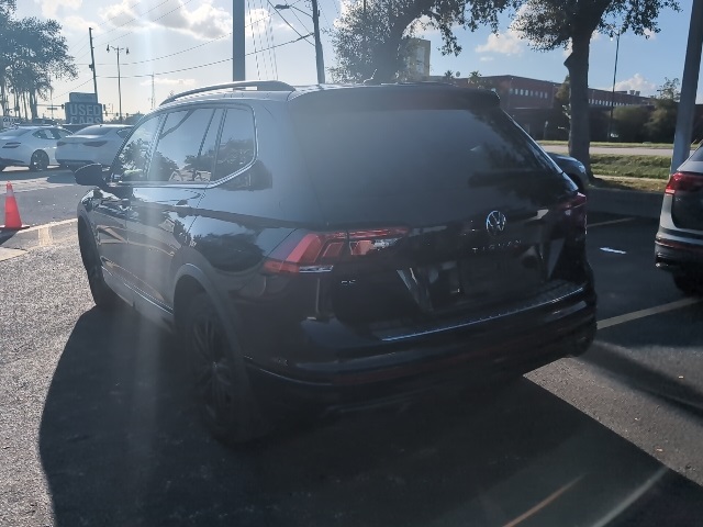 2022 Volkswagen Tiguan 2.0T SE R-Line Black 4