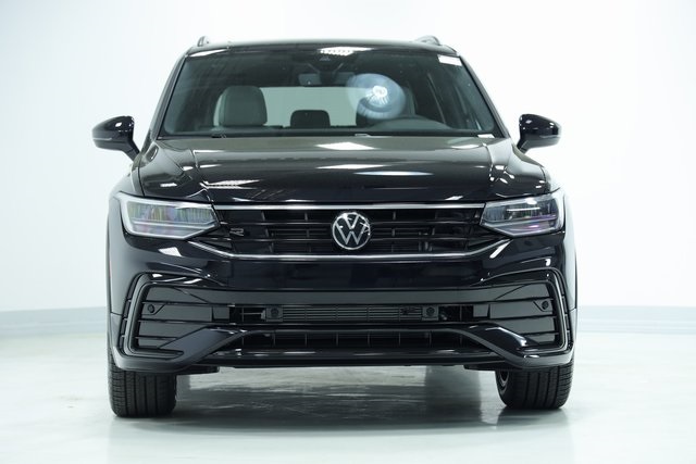 2024 Volkswagen Tiguan 2.0T SE R-Line Black 2