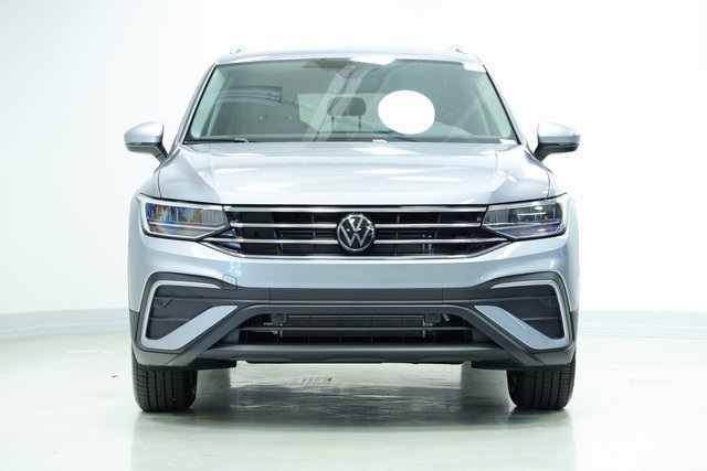 2024 Volkswagen Tiguan 2.0T SE 2