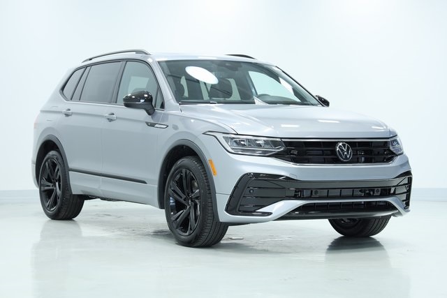 2024 Volkswagen Tiguan 2.0T SE R-Line Black 3