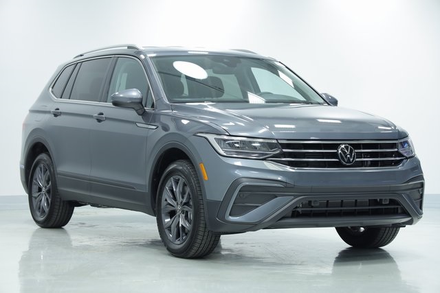 2024 Volkswagen Tiguan 2.0T SE 3