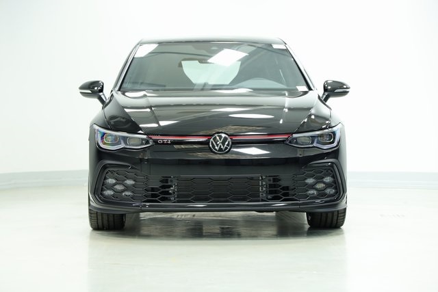 2024 Volkswagen Golf GTI SE 2