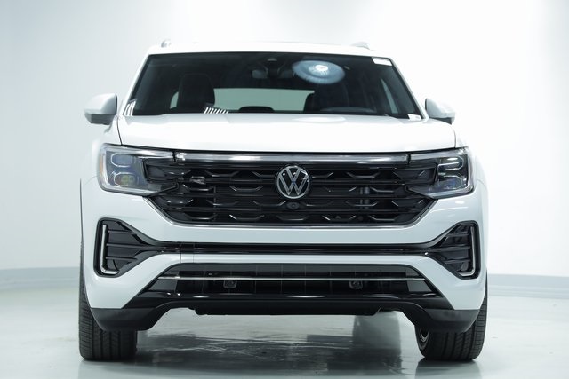 2025 Volkswagen Atlas Cross Sport 2.0T SEL Premium R-Line 2