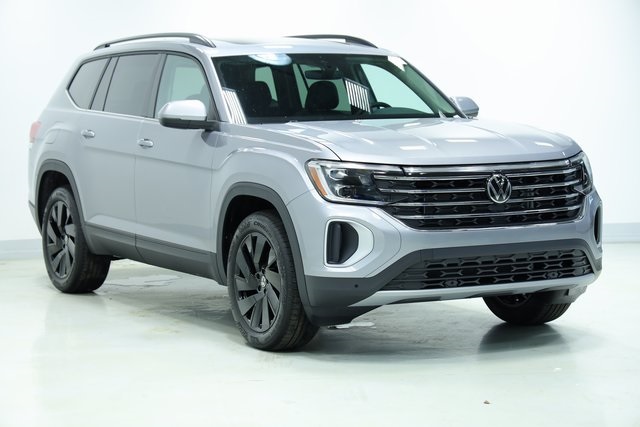 2025 Volkswagen Atlas 2.0T SE w/Technology 3